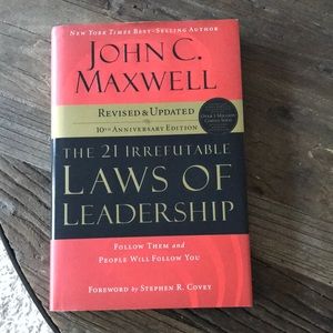 John Maxwell The 21 Irrefutable Laws of Leadership
